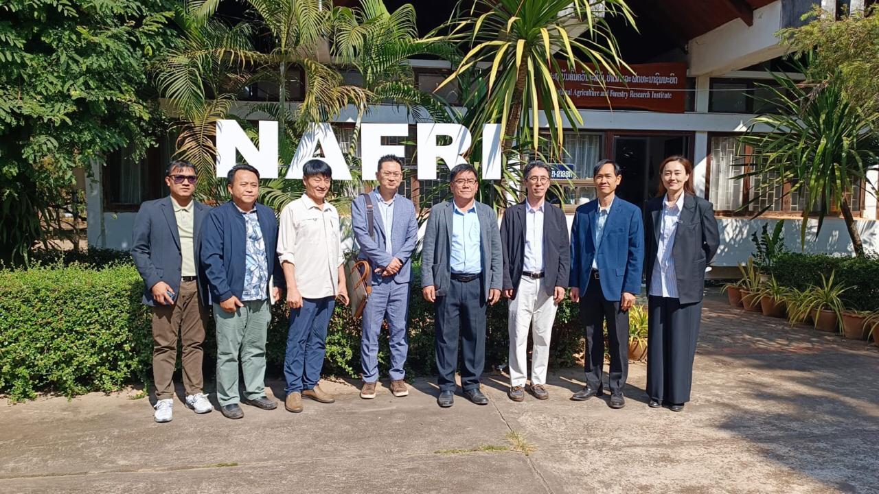 ການມາຢ້ຽມຢາມຂອງ ສະຖາບັນຊັບພະຍາກອນຊີວະພາບແຫ່ງຊາດ, ກະຊວງສິ່ງແວດລ້ອມ ຈາກ ສ.ເກົາຫລີ ເພື່ອປຶກສາຫາລື ການສຶກສາຄວາມເປັນໄປໄດ້ ໃນການສ້າງສູນຄົ້ນຄວ້າ ແລະ ການສຶກສາຊີວະນາໆພັນ