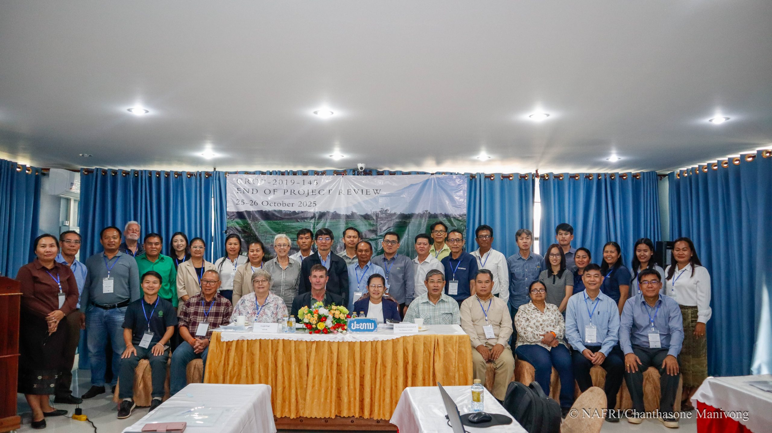 ກອງປະຊຸມສຸດທ້າຍກ່ຽວກັບເຕັກນິກການຄຸ້ມຄອງວັດຊະພືດສຳລັບລະບົບການຜະລິດພືດຕ່ຳທີ່ໃຊ້ກົນຈັກ ແລະ ການປູກພືດກະຈາຍໃນກຳປູເຈຍ ແລະ ລາວ